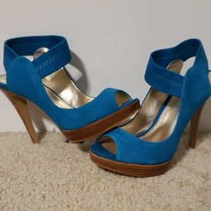 Turquoise heels